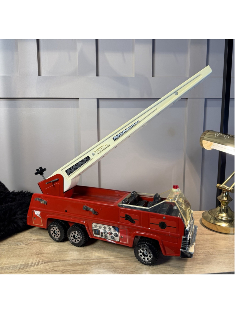 Vintage Tonka City of Blazedale Pressed Steel Red Firetruck Fire Truck 24 " Long
